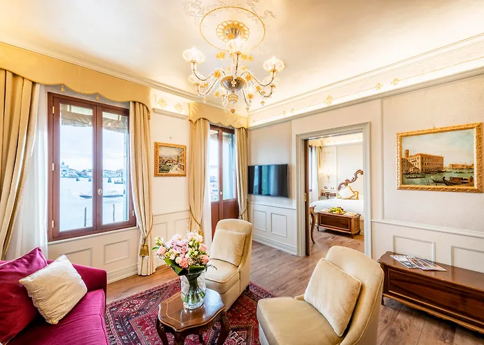Monaco & Grand Canal Venise